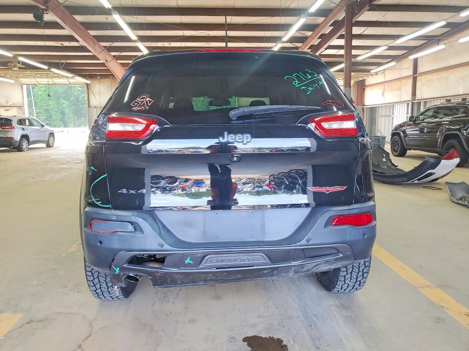Photo 6 from auction – 2018 JEEP CHEROKEE with VIN 1C4PJMBB9JD608563