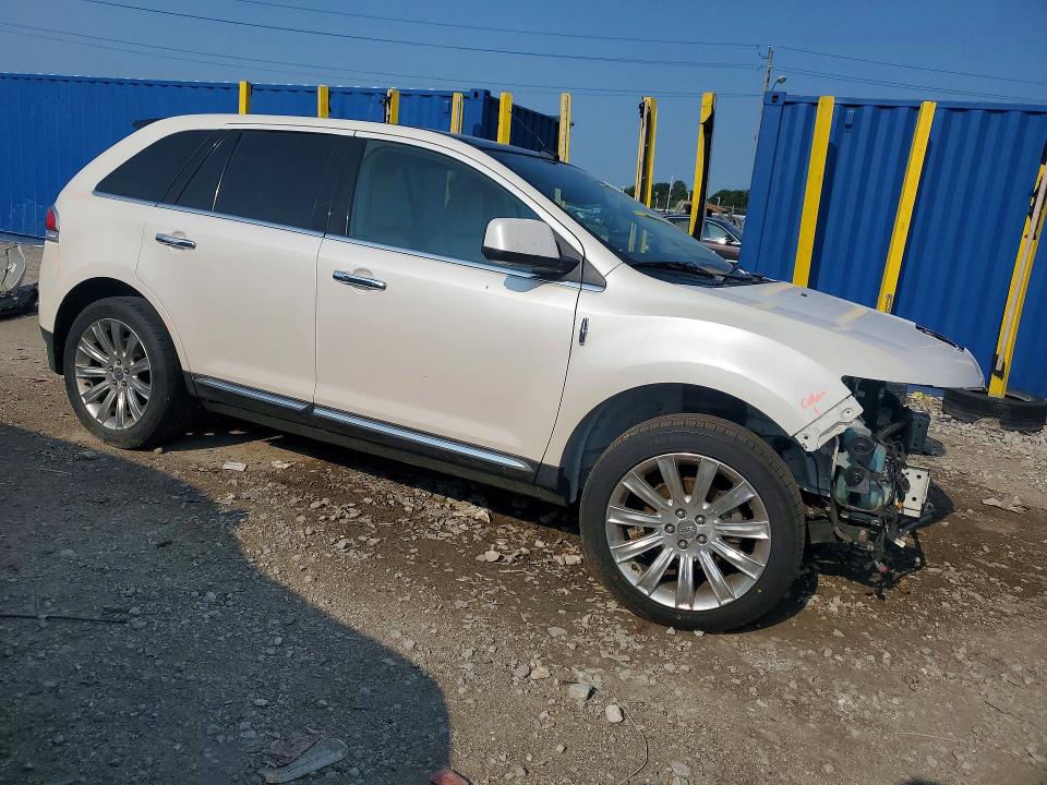 Photo 4 from auction – 2011 LINCOLN MKX with VIN 2LMDJ8JK7BBJ07139