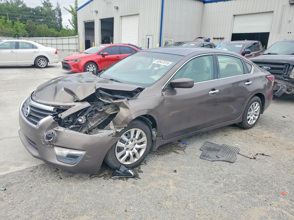 NISSAN ALTIMA 2014 with VIN 1N4AL3AP0EC165728 - Photo from auction