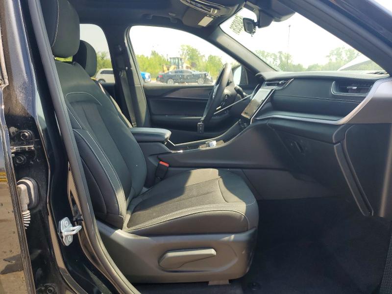 Снимка 7 от търг – 2025 JEEP GRAND CHEROKEE с VIN 1C4RJHAG4SC356838