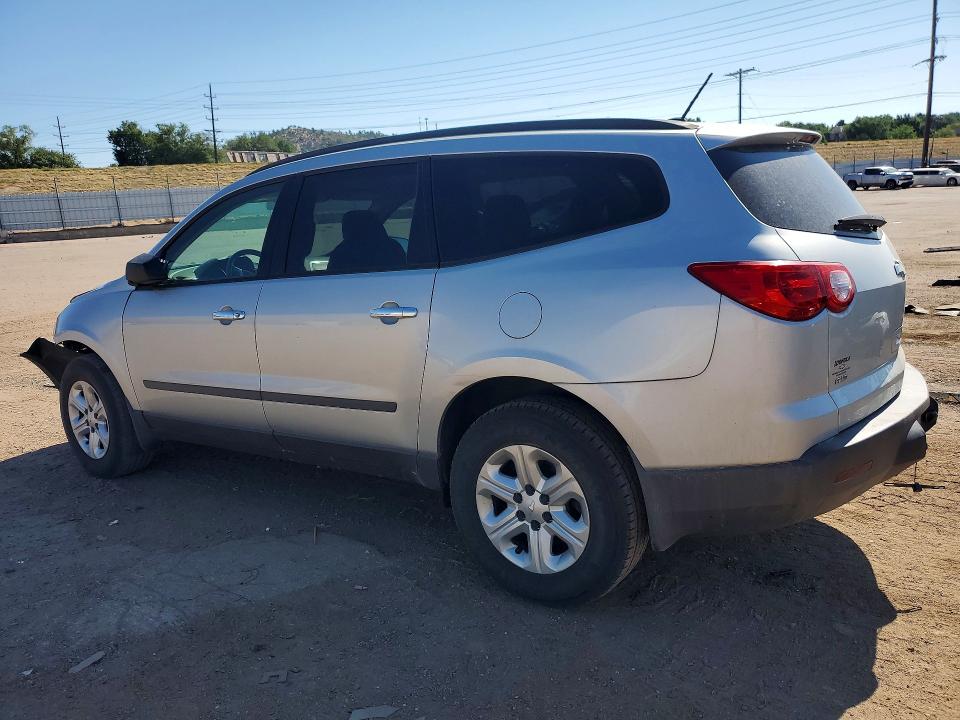 Photo 2 from auction – 2011 CHEVROLET TRAVERSE with VIN 1GNKRFED0BJ374089