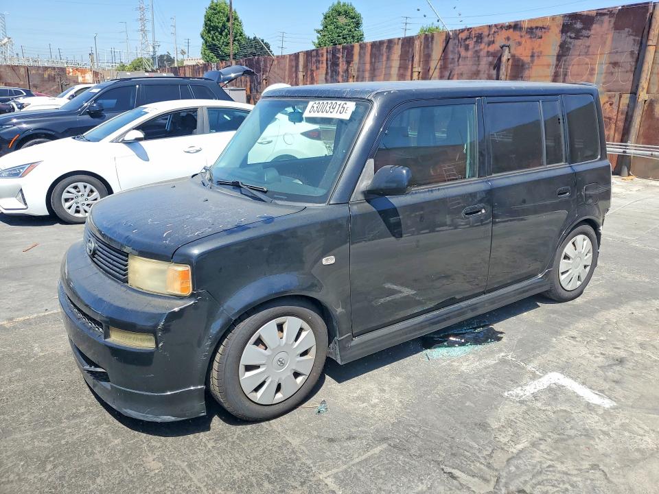 SCION XB 2004 with VIN JTLKT334640134828 - Photo from auction
