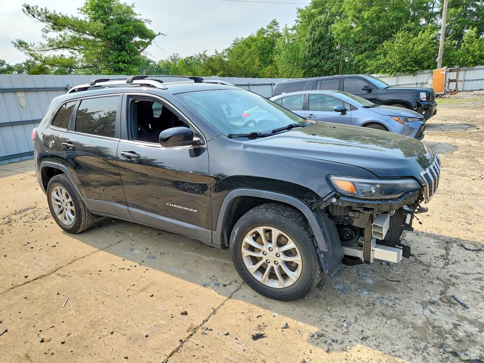Photo 4 from auction – 2019 JEEP CHEROKEE with VIN 1C4PJMCB8KD244992