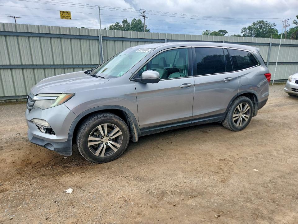 HONDA PILOT 2017 with VIN 5FNYF5H58HB040791 - Photo from auction