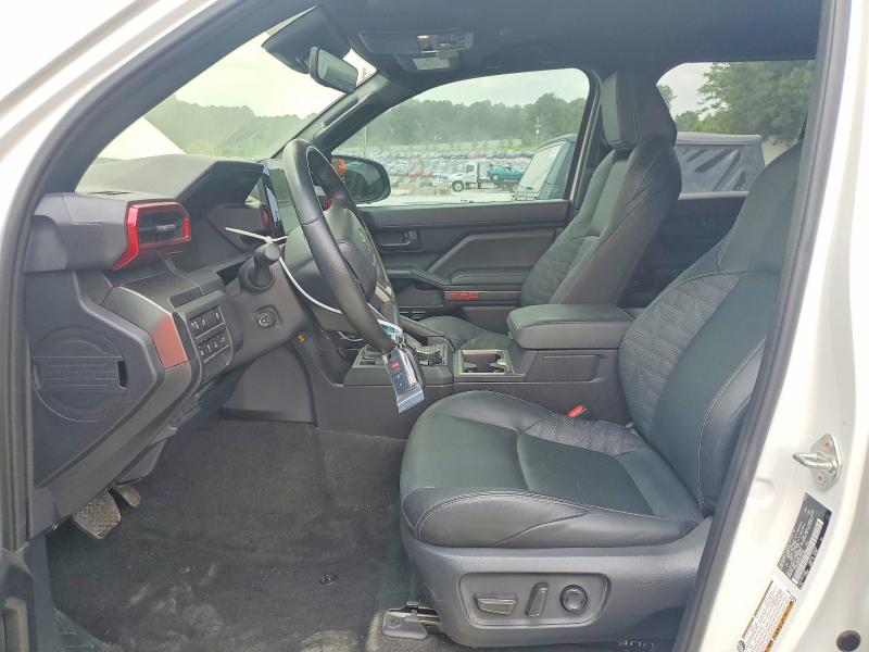 Photo 7 from auction – 2025 TOYOTA 4RUNNER with VIN JTEVB5BR5S5001946