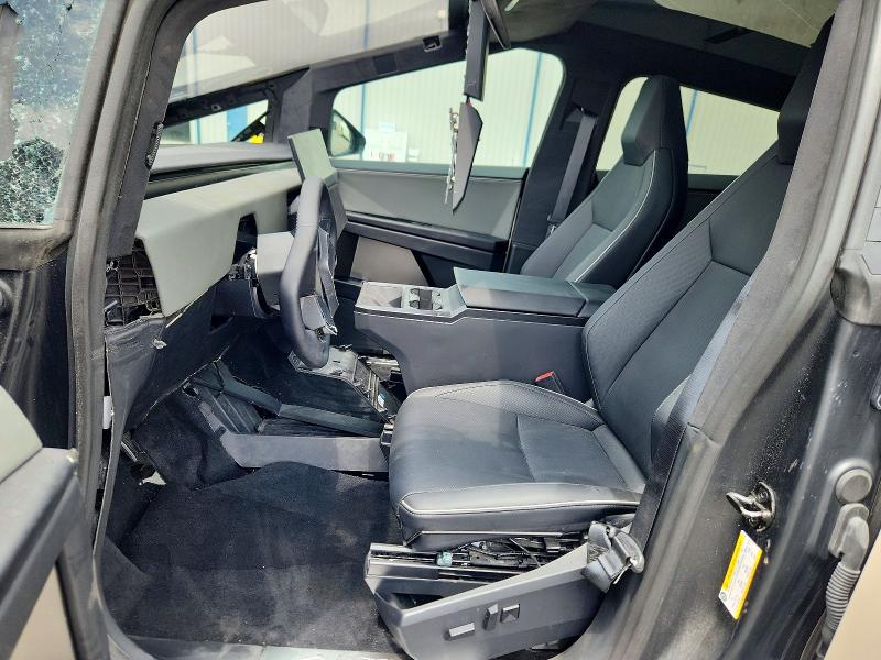 Photo 7 from auction – 2025 TESLA CYBERTRUCK with VIN 7G2CEHED5SA075011