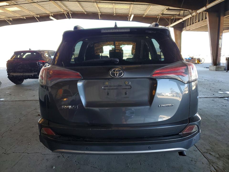 Photo 6 from auction – 2017 TOYOTA RAV4 with VIN JTMYFREV6HD095128