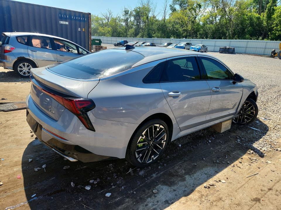 Photo 3 from auction – 2025 KIA K5 with VIN KNAG44J84S5365525