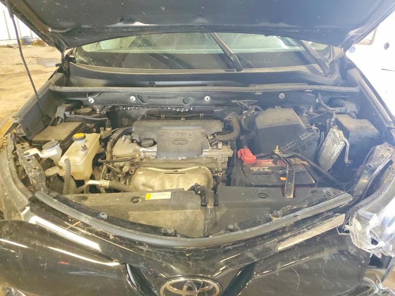 Photo 12 from auction – 2018 TOYOTA RAV4 with VIN 2T3BFREV0JW765352