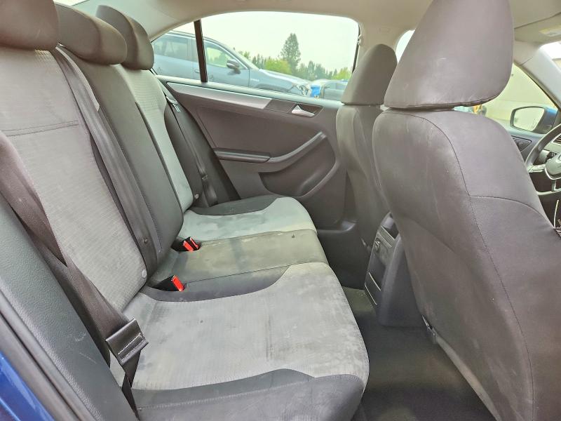Zdjęcie 10 z aukcji – 2017 VOLKSWAGEN JETTA z VIN 3VW2B7AJ4HM396507