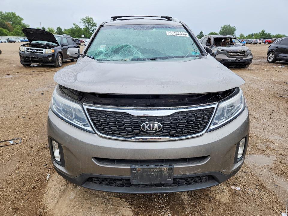 Photo 5 from auction – 2014 KIA SORENTO with VIN 5XYKTDA60EG502227