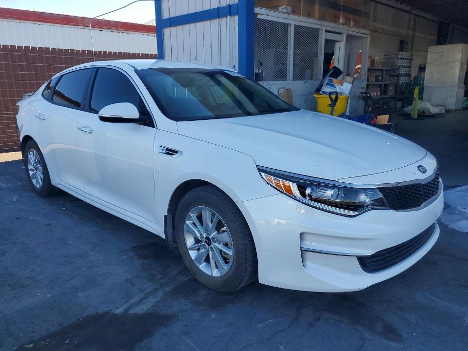 Photo 4 from auction – 2016 KIA OPTIMA with VIN KNAGT4L32G5088725