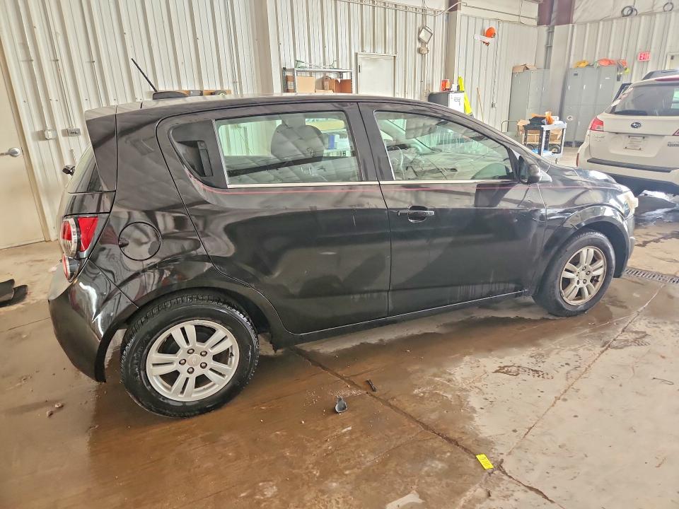 Photo 3 from auction – 2015 CHEVROLET SONIC with VIN 1G1JC6SGXF4100643