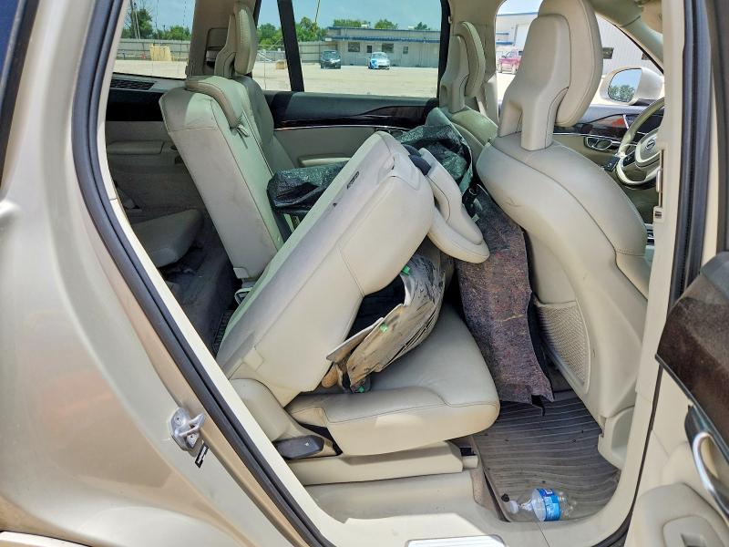 Photo 11 from auction – 2016 VOLVO XC90 with VIN YV4A22PK0G1038685