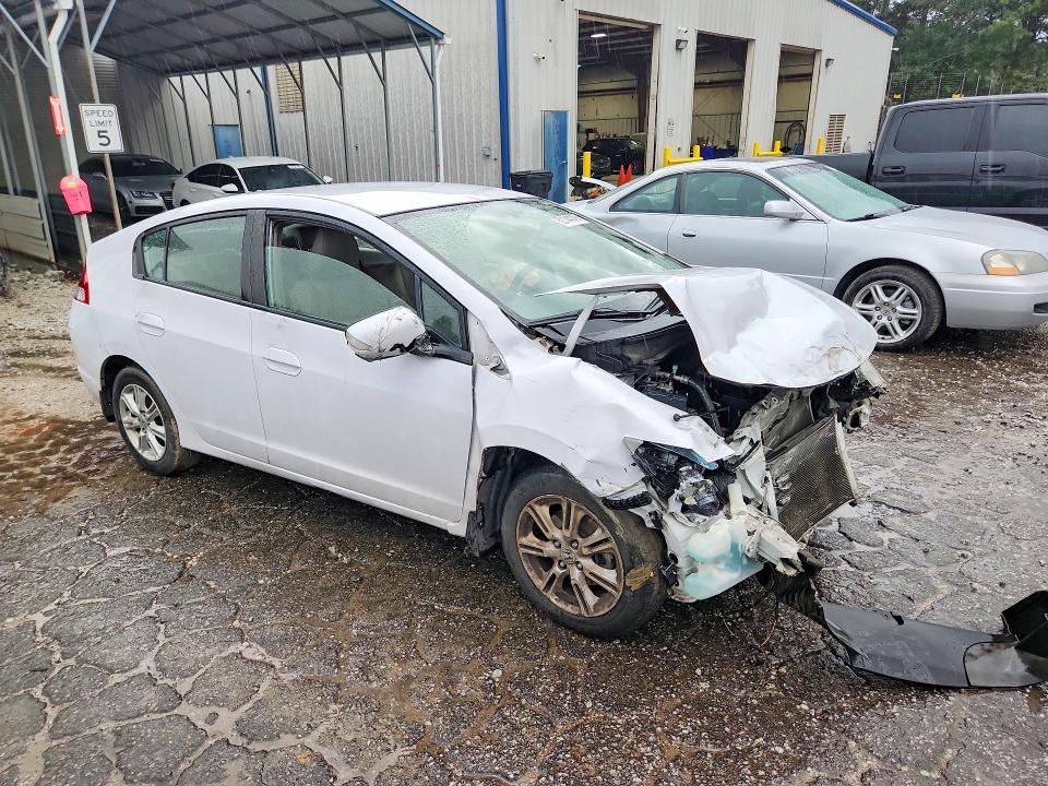 Photo 4 from auction – 2010 HONDA INSIGHT with VIN JHMZE2H73AS026148