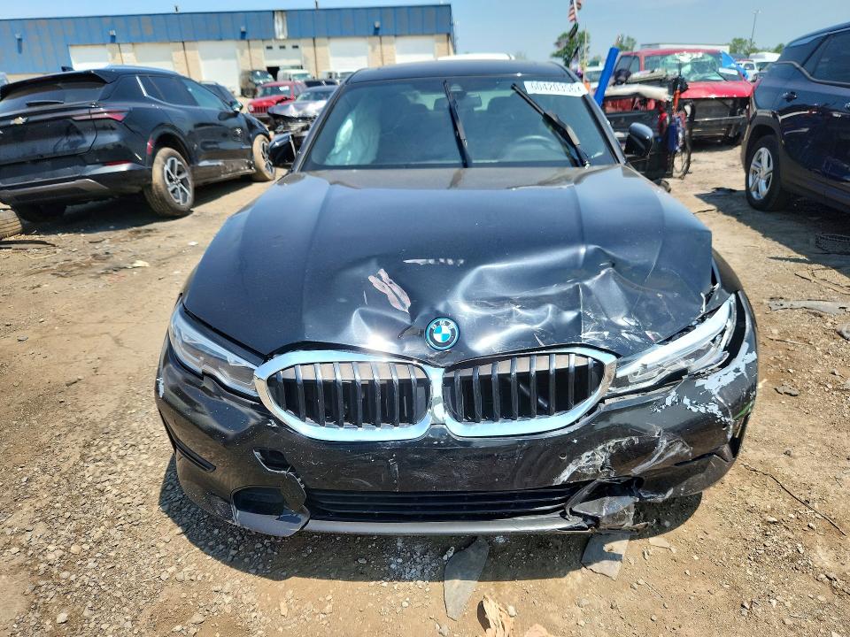 Photo 5 from auction – 2022 BMW 330XE with VIN 3MW5P9J00N8C65225