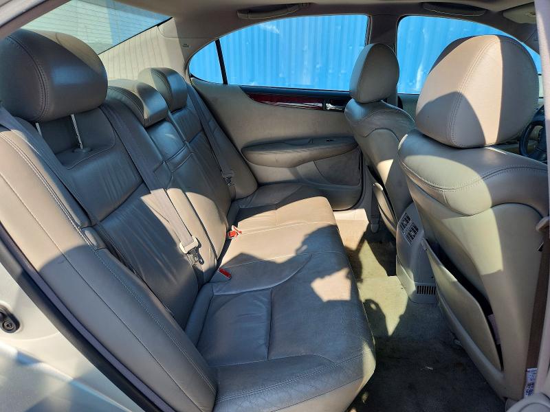 Zdjęcie 10 z aukcji – 2003 LEXUS ES z VIN JTHBF30GX30140632