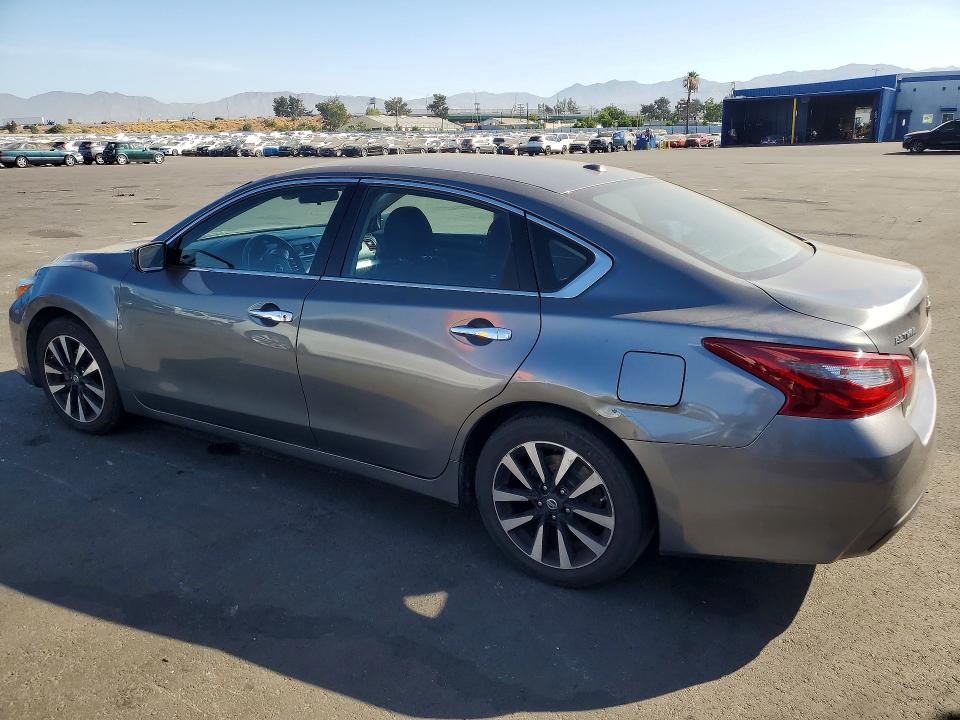 Photo 2 from auction – 2018 NISSAN ALTIMA with VIN 1N4AL3AP5JC261445