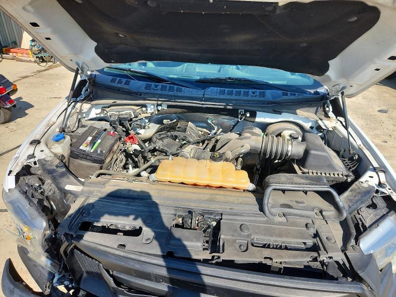 Foto 11 de la subasta – 2016 FORD F150 con VIN 1FTMF1C80GKF15652