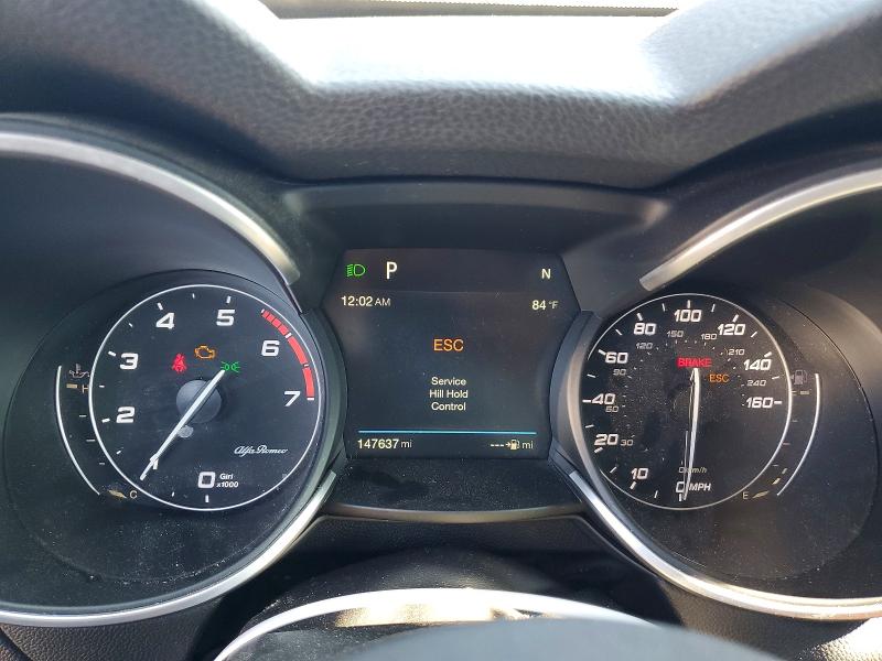 Photo 9 from auction – 2018 ALFA ROMEO STELVIO with VIN ZASFAKAN6J7B81313