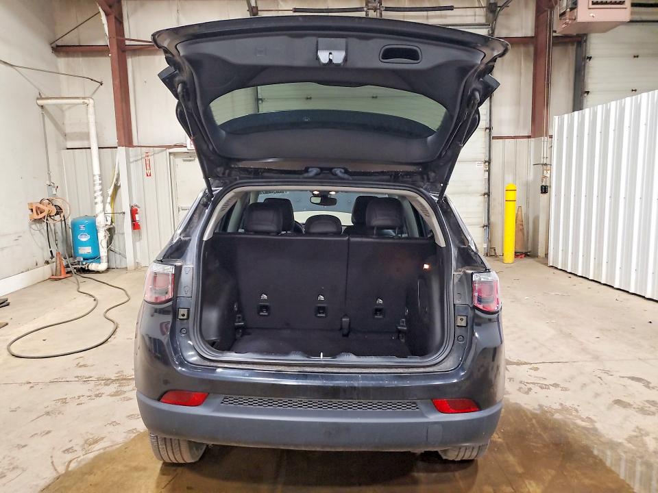 صورة رقم 6 من المزاد - 2022 JEEP COMPASS مع VIN 3C4NJDFB3NT221637
