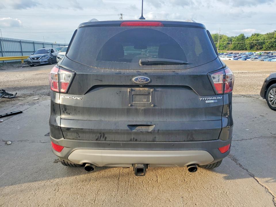 Photo 6 from auction – 2018 FORD ESCAPE with VIN 1FMCU9J90JUA03134