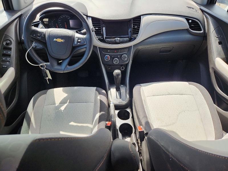 Photo 8 from auction – 2020 CHEVROLET TRAX with VIN 3GNCJKSB6LL202893