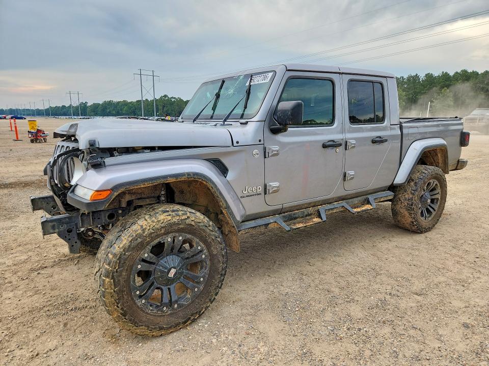 JEEP GLADIATOR 2020 with VIN 1C6HJTFG8LL135095 - Photo from auction