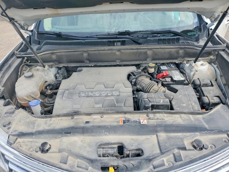 Photo 12 from auction – 2017 LINCOLN MKX with VIN 2LMPJ8KR2HBL37639
