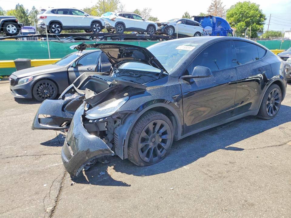 TESLA MODEL Y 2020 with VIN 5YJYGDEE0LF033144 - Photo from auction