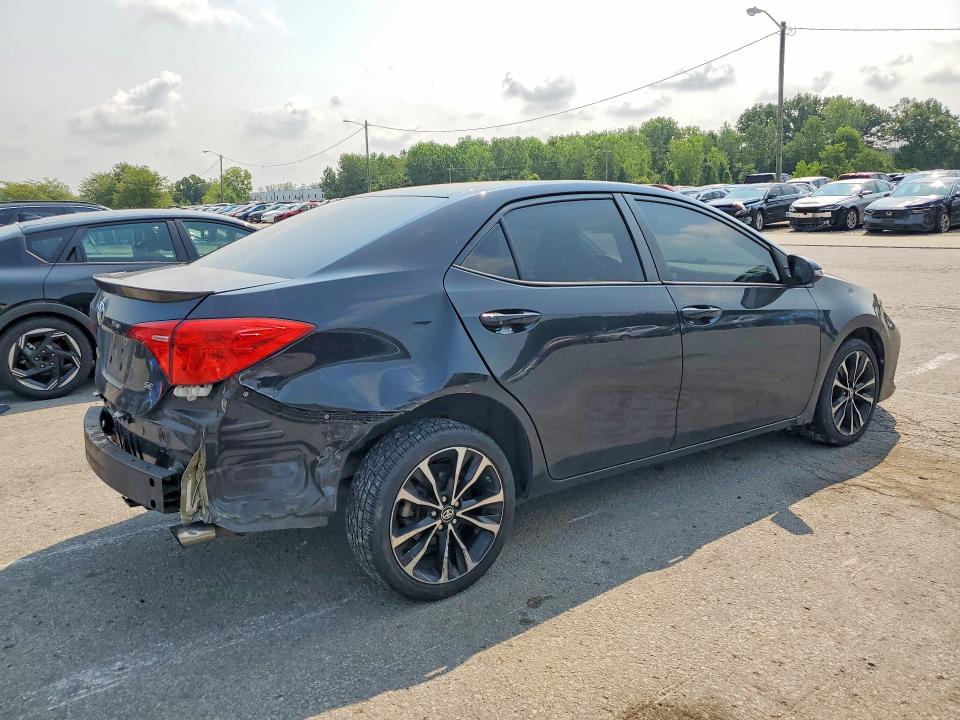 Photo 3 from auction – 2017 TOYOTA COROLLA with VIN 2T1BURHE4HC862768