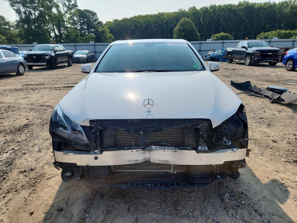Photo 5 from auction – 2014 MERCEDES-BENZ E with VIN WDDHF8JB0EB059096