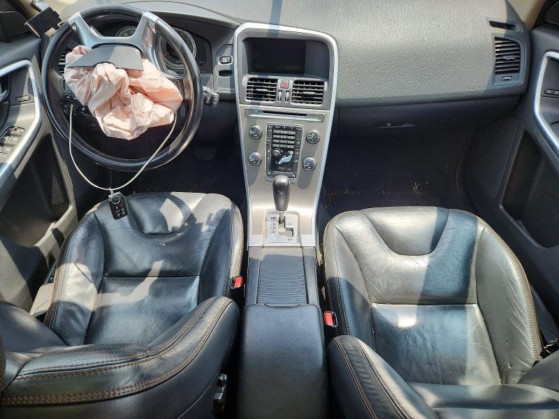 Photo 8 from auction – 2011 VOLVO XC60 with VIN YV4952DZ0B2217291