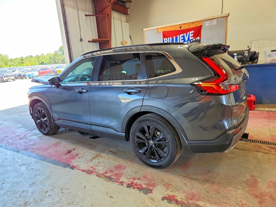 Photo 2 from auction – 2023 HONDA CR-V with VIN 7FARS6H97PE037411