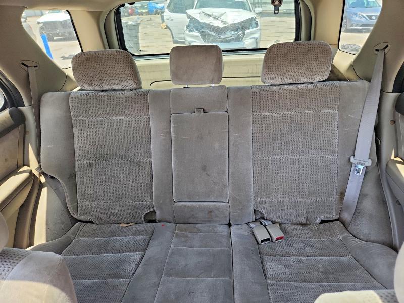 Photo 10 from auction – 2004 KIA SORENTO with VIN KNDJC733645182161
