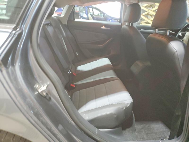 Photo 10 from auction – 2025 VOLKSWAGEN JETTA with VIN 3VW7X7BU5SM040543