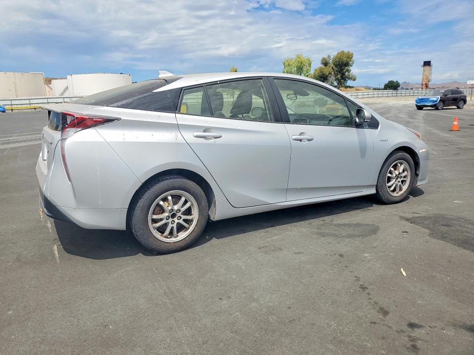 Photo 3 from auction – 2018 TOYOTA PRIUS with VIN JTDKBRFU1J3082953