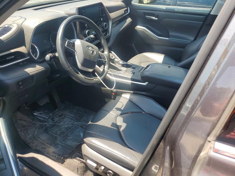 Photo 7 from auction – 2022 TOYOTA HIGHLANDER with VIN 5TDGZRAH8NS111445