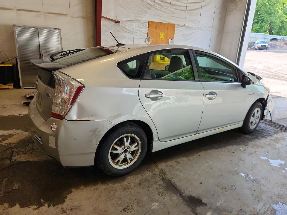 Photo 3 from auction – 2011 TOYOTA PRIUS with VIN JTDKN3DU5B0320166