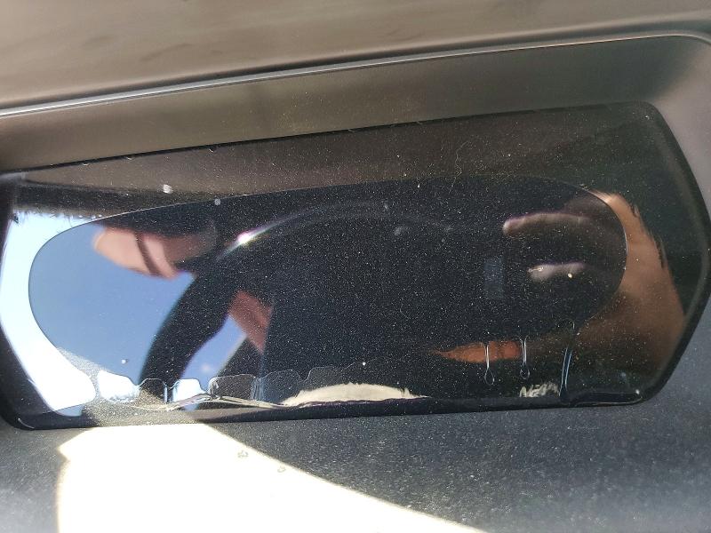 Photo 9 from auction – 2015 TESLA MODEL S with VIN 5YJSA4H27FFP74274