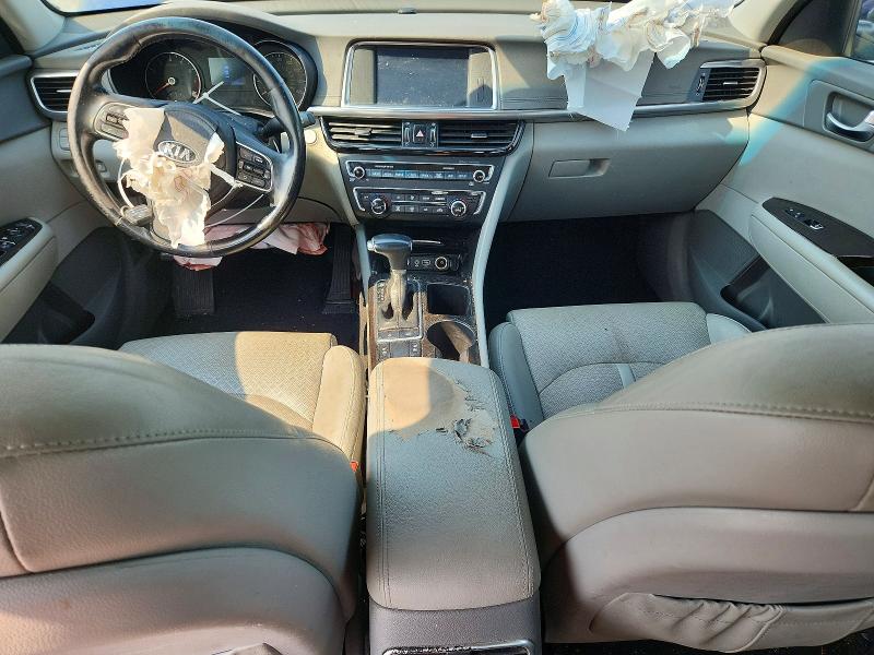 Photo 8 from auction – 2016 KIA OPTIMA with VIN 5XXGU4L32GG012899