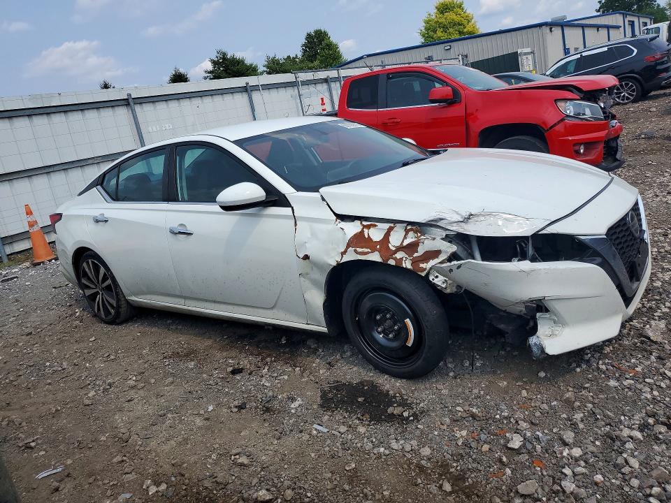 Photo 4 from auction – 2020 NISSAN ALTIMA with VIN 1N4BL4BV1LC216965