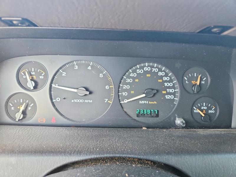 Photo 9 from auction – 2002 JEEP GRAND CHEROKEE with VIN 1J4GW48S72C311978