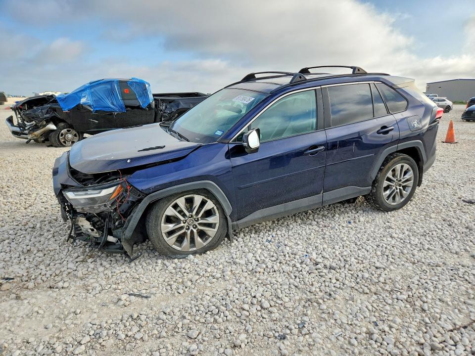 Photo 1 from auction – 2023 TOYOTA RAV4 with VIN 2T3C1RFV1PW265727