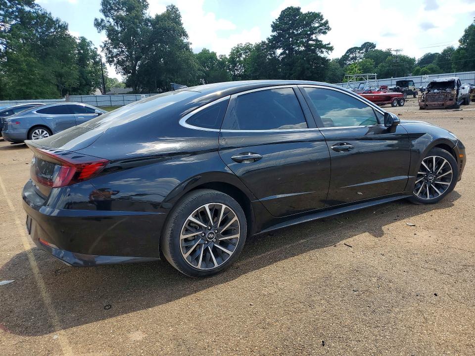Photo 3 from auction – 2022 HYUNDAI SONATA with VIN KMHL34J26NA213429