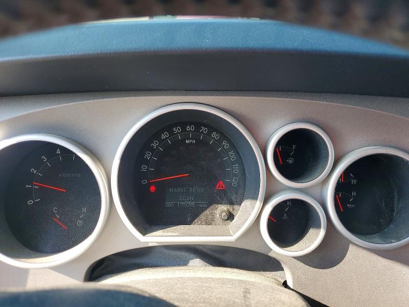 Photo 9 from auction – 2012 TOYOTA TUNDRA with VIN 5TFHW5F13CX267319
