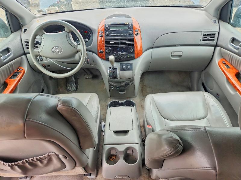 Photo 8 from auction – 2008 TOYOTA SIENNA with VIN 5TDBK22C88S015831