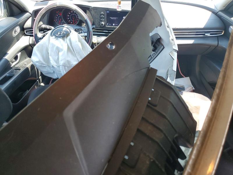 Photo 8 from auction – 2021 HYUNDAI ELANTRA with VIN 5NPLL4AG1MH038904