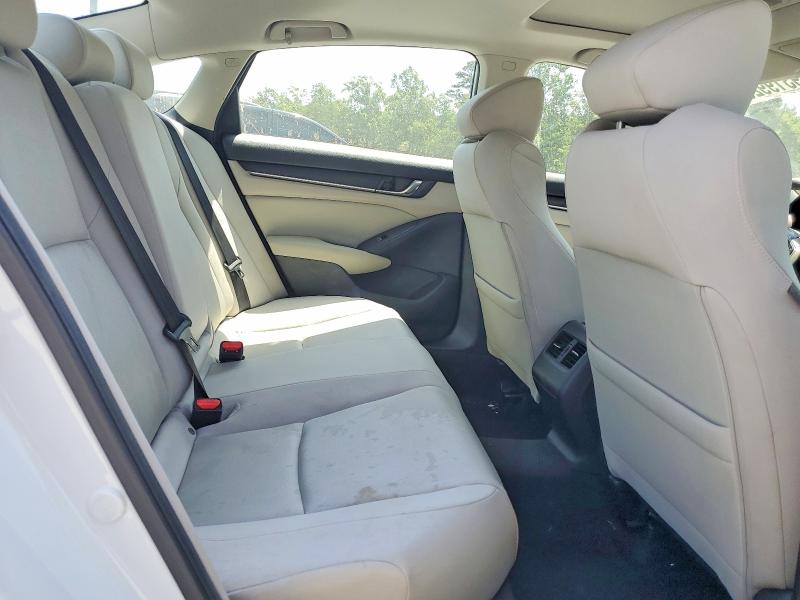 Photo 10 from auction – 2018 HONDA ACCORD with VIN 1HGCV1F41JA047128