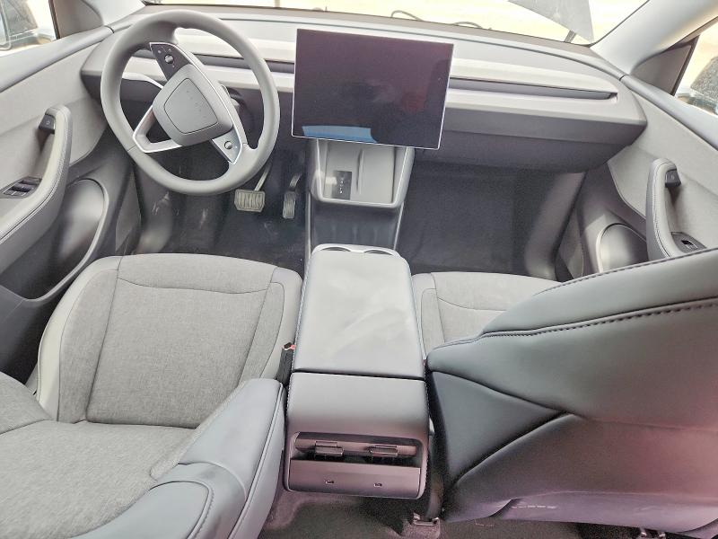 Photo 8 from auction – 2026 TESLA MODEL Y with VIN 7SAYGDEE2TA686736
